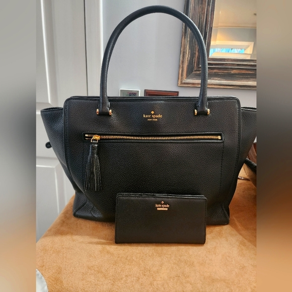 kate spade Handbags - Kate Spade purse & wallet